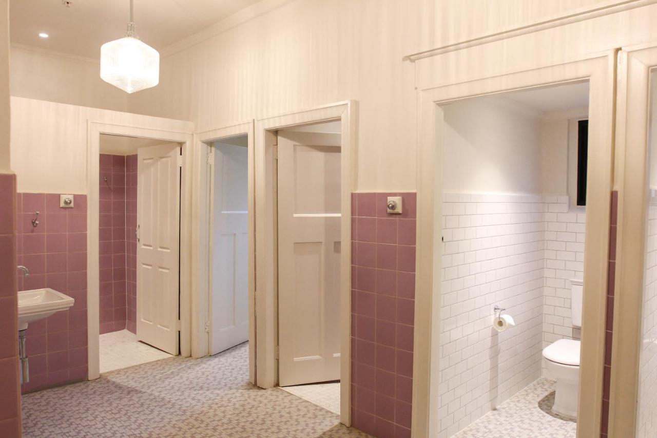 Alpine Hotel, Eat Drink Sleep ウォーバートン 部屋 写真